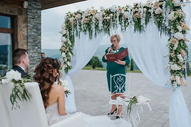 ślub w plenerze koszt