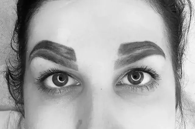 Zdjęcie Czego nie wolno po makijażu permanentnym brwi – unikaj tych błędów!