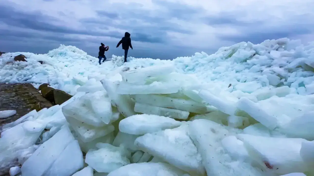 formy lodu morskiego Bałtyk śryż torosy