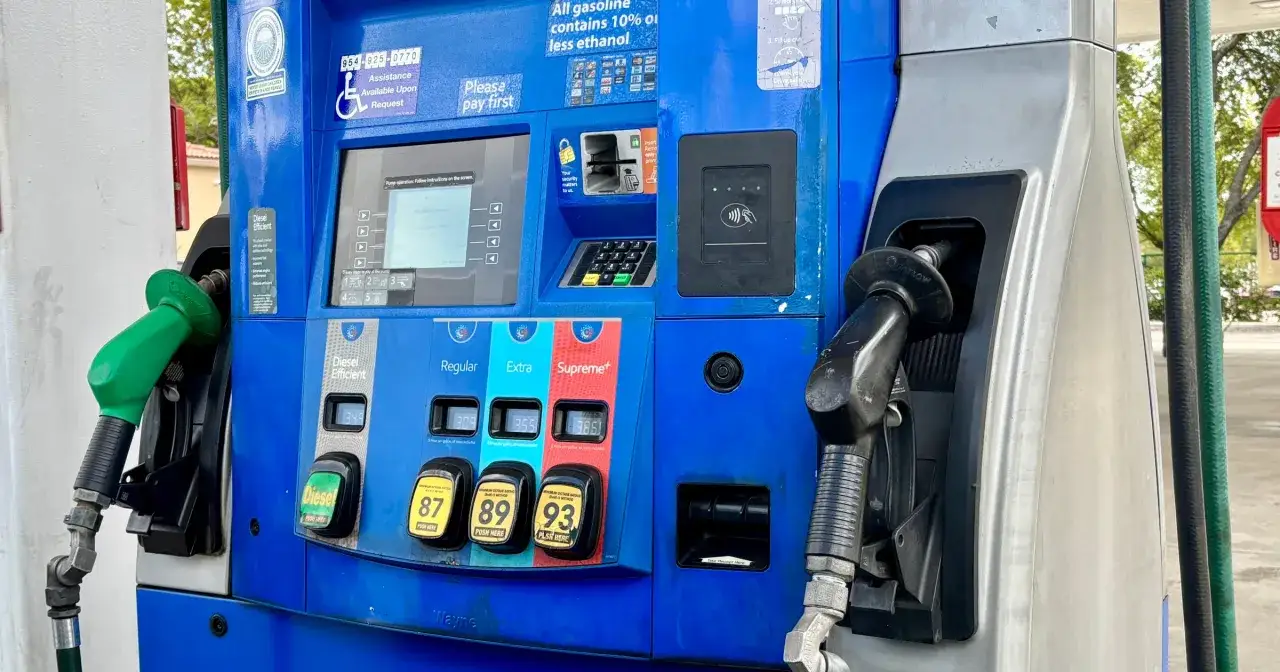 Zielona dysza do diesla i czarna do benzyny. Czy pistolej do tankowania pasuje z benzyny do diesla i na odwrot? Nie, są one rozróżnione.