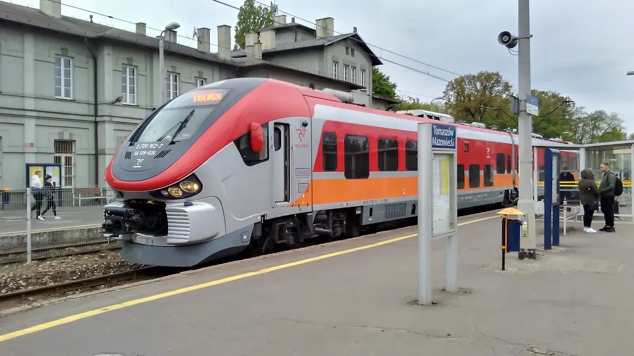 pociąg regionalny Polregio