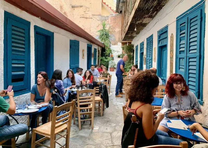 Zdjęcie Gdzie zjeść w Atenach: smaczne i tanie miejsca, które pokochasz