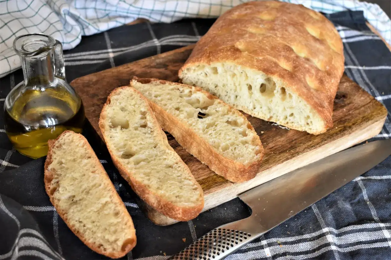 Wypieki z mąki 00: focaccia, ciabatta, bułki