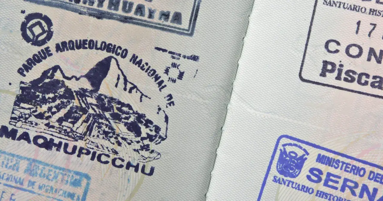 dokument z pieczątką unieważniony