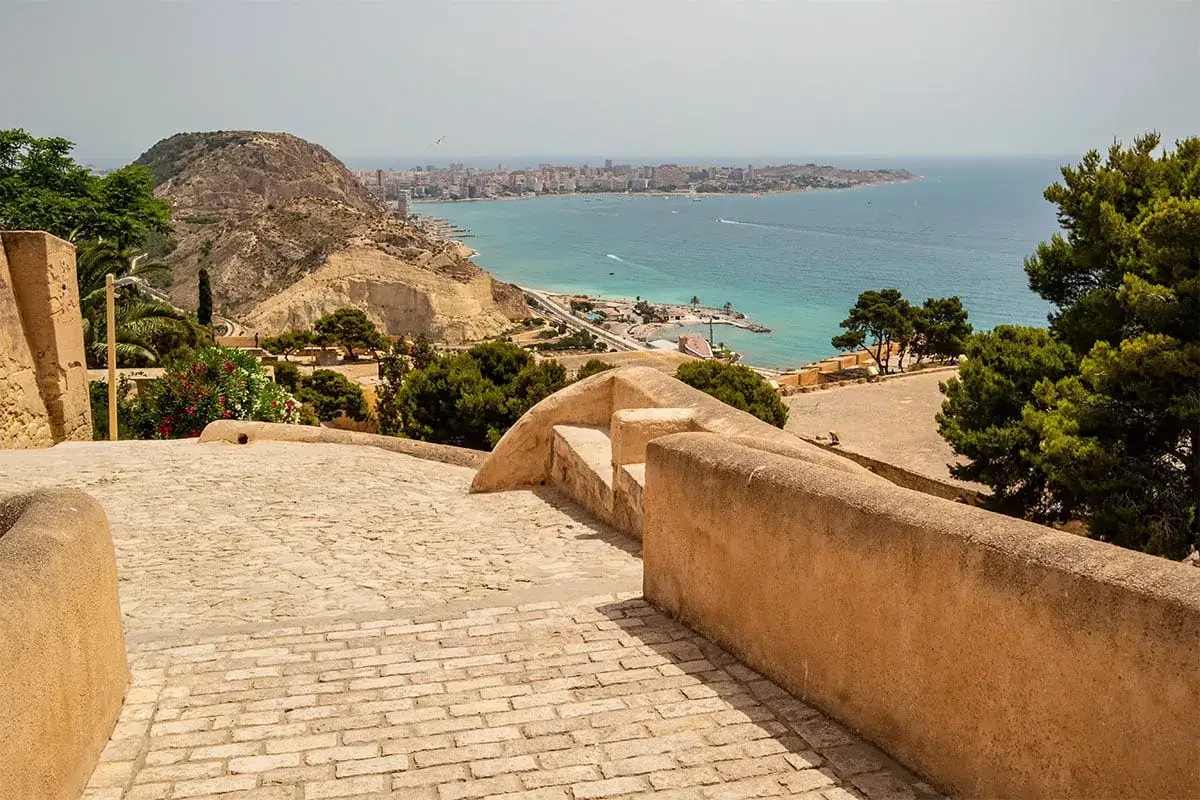 Zamek Świętej Barbary Alicante panorama