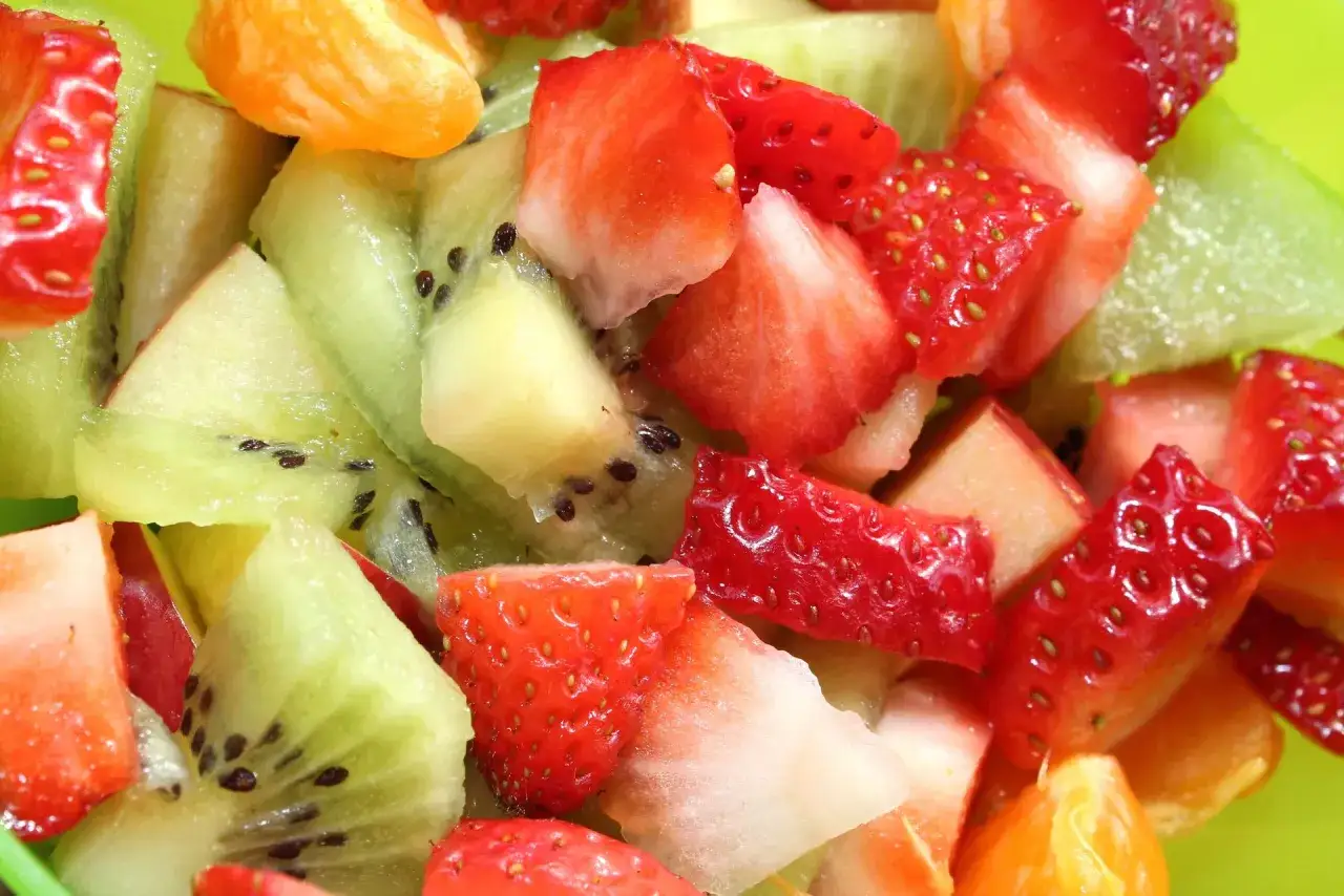 ciemniejące owoce sałatka utlenianie