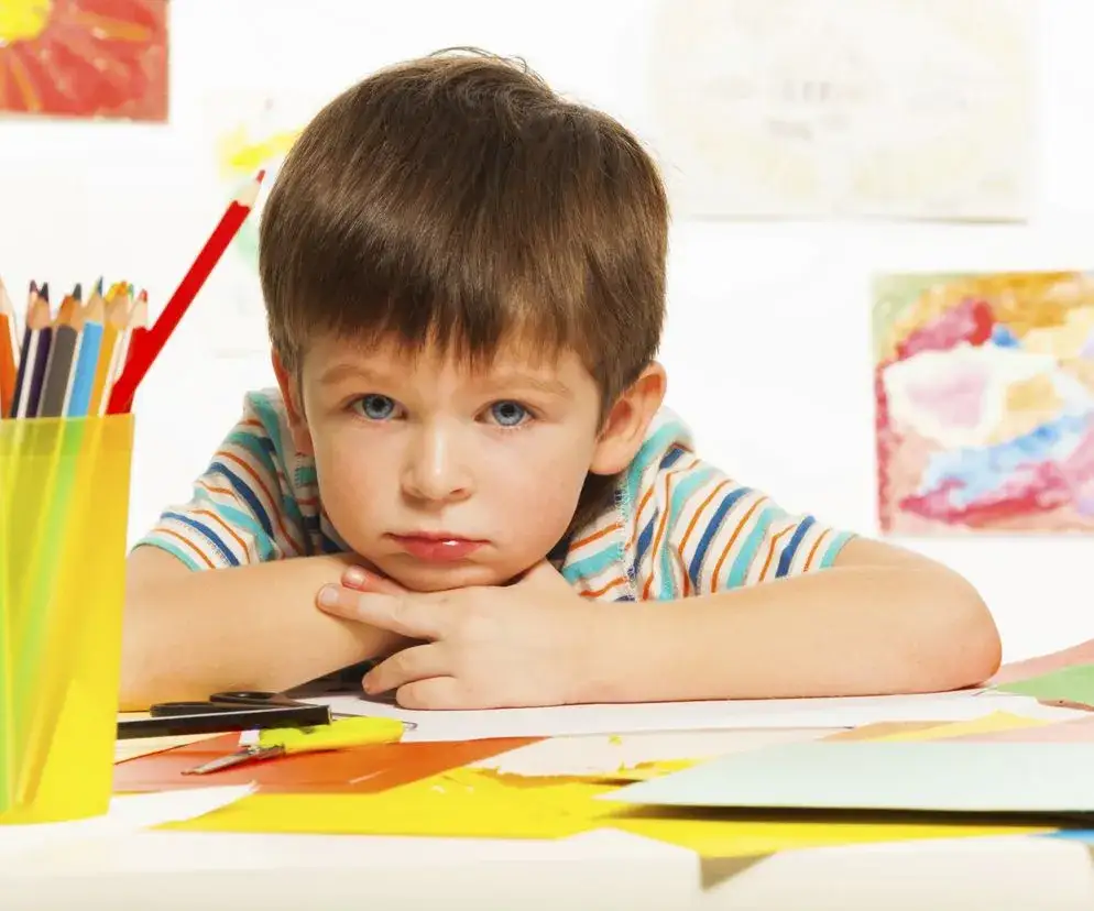 dziecko przedszkolne problemy z rysowaniem