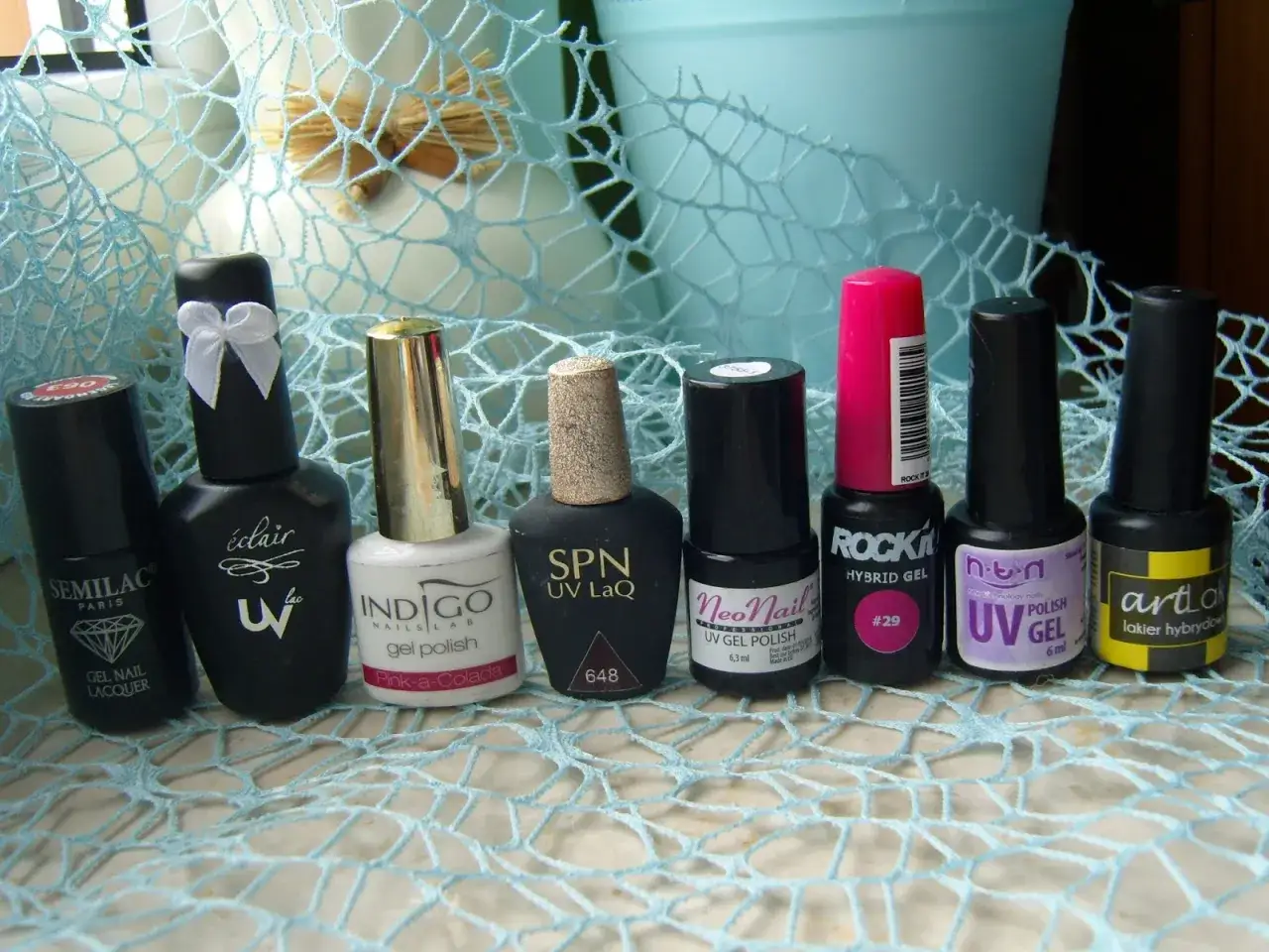 Kolekcja najlepszych hybryd: Semilac, Eclair, Indigo, SPN, NeoNail, Rock It, H&N, ArtLook.