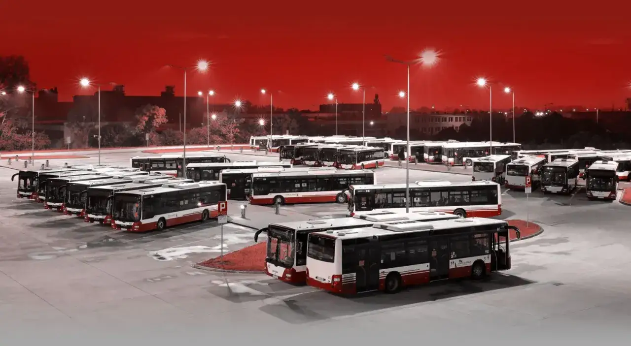 Autobusy MZK Opole czekają na nocny postój. Wkrótce będzie można sprawdzić rozkład jazdy mzk opole na jutro.