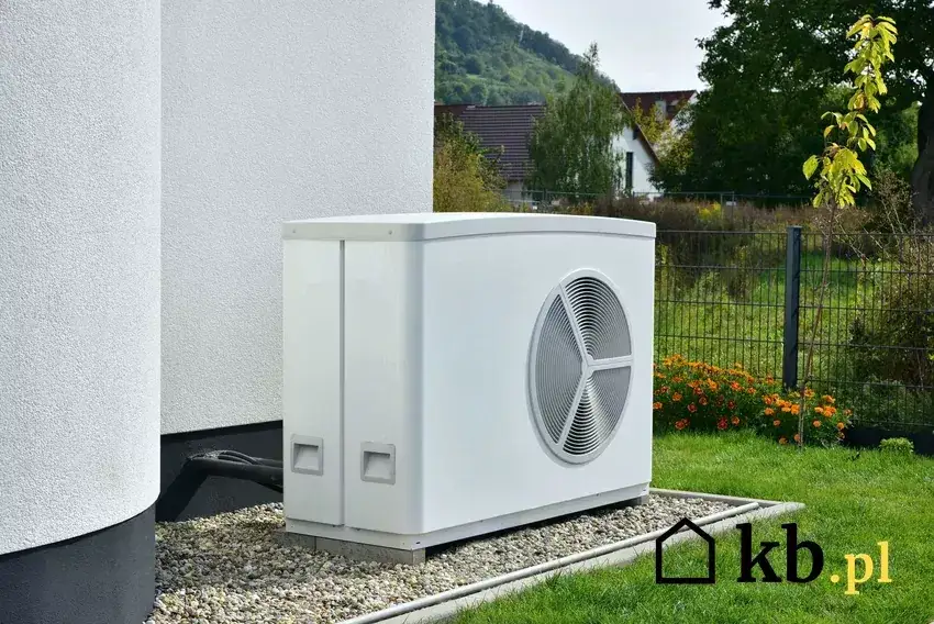 Zdjęcie Jaki fundament pod pompę ciepła? Kluczowe informacje, które musisz znać