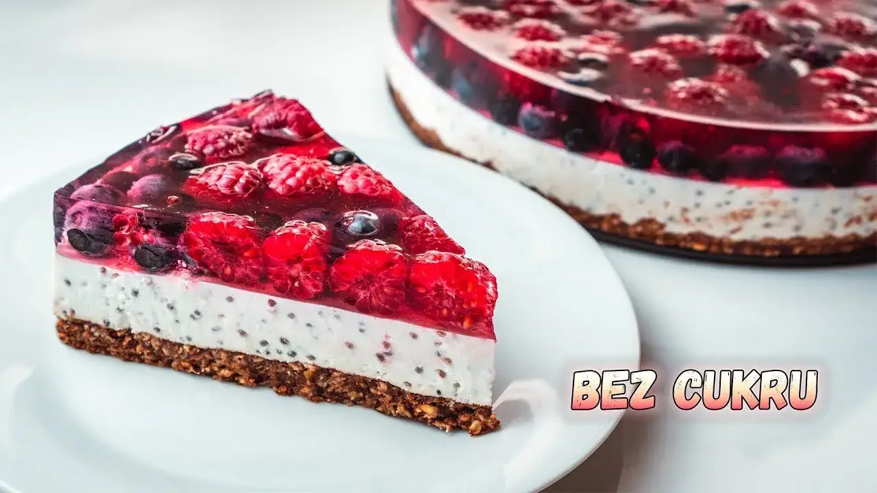 zdrowy sernik z owocami