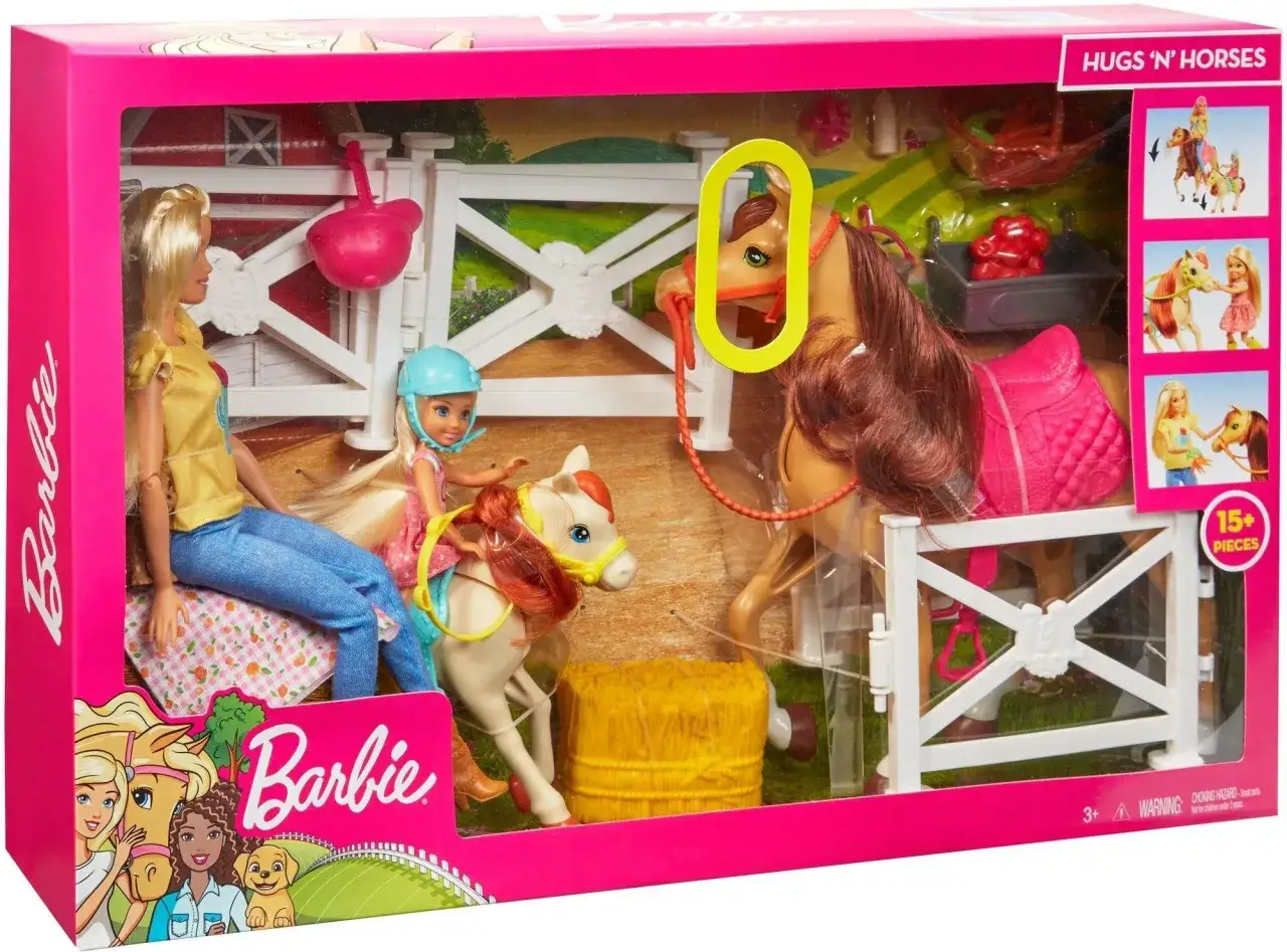 Różne zestawy Barbie Stadnina Koni porównanie