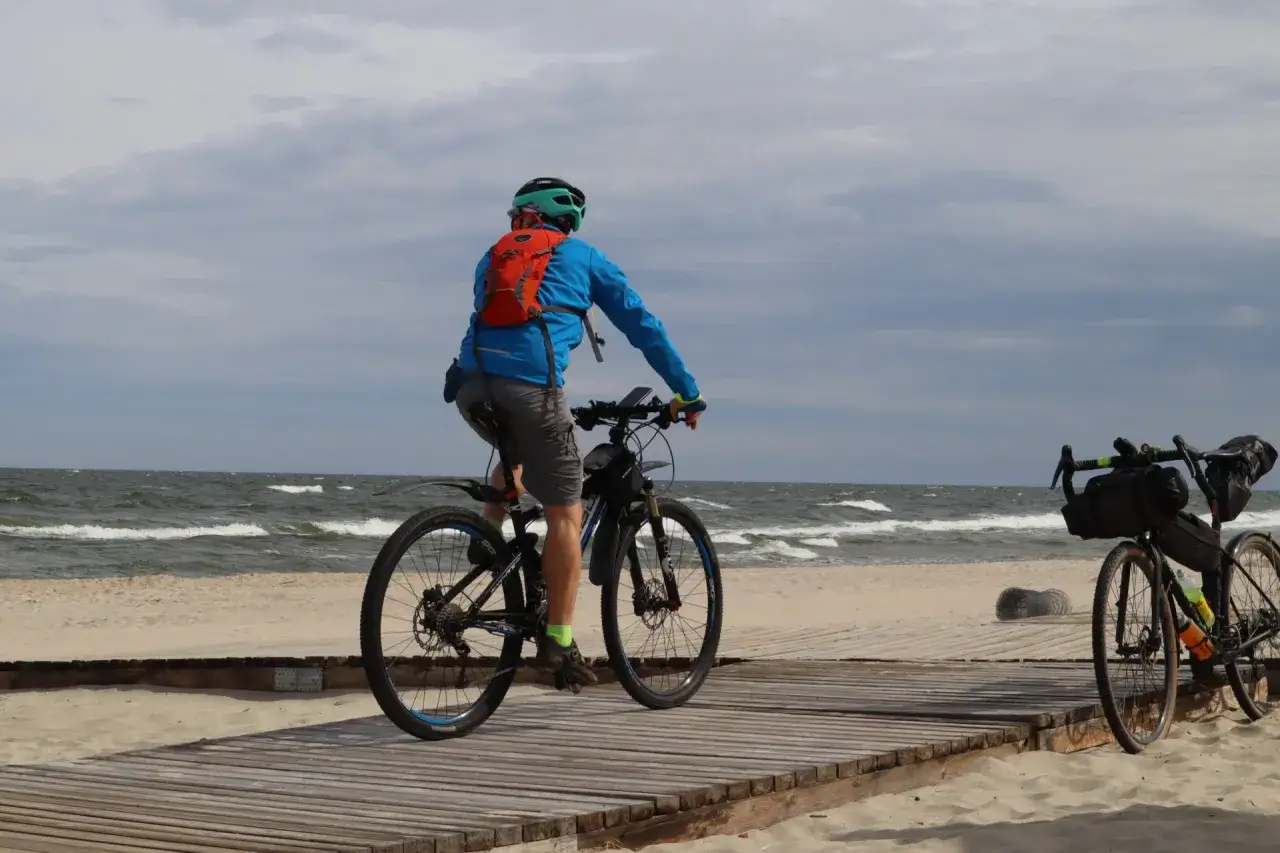 Zdjęcie Najlepsze trasy rowerowe w Krynicy Morskiej - piękne widoki i atrakcje