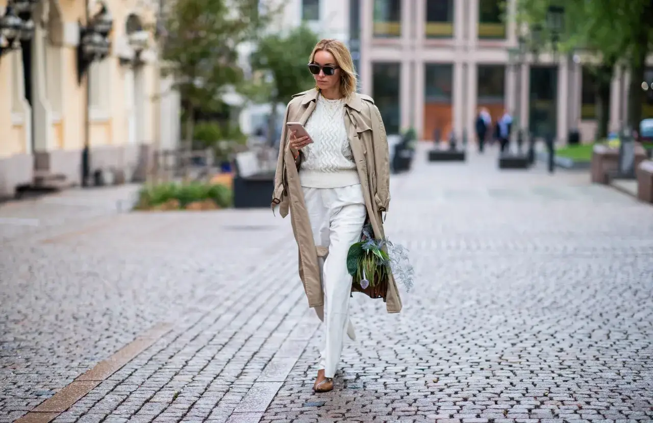 Zdjęcie &iquest;C&oacute;mo combinar tu pantal&oacute;n blanco urbano? Estilo todo el a&ntilde;o