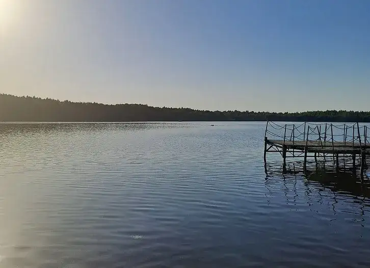 Zdjęcie Jezioro Łukcze opinie: czy warto je odwiedzić? Sprawdź, co m&oacute;wią!