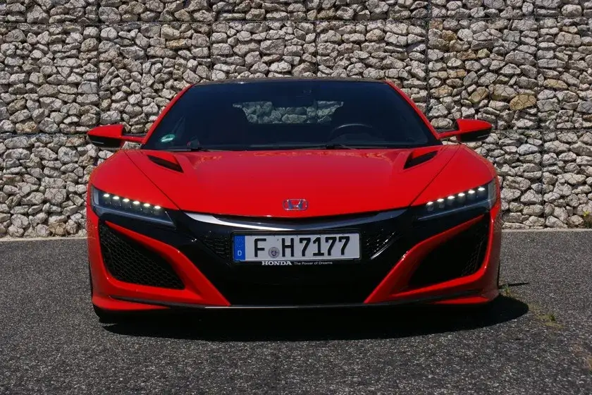 Zdjęcie Ile kosztuje honda NSX? Ceny, które zaskoczą każdego miłośnika luksusu
