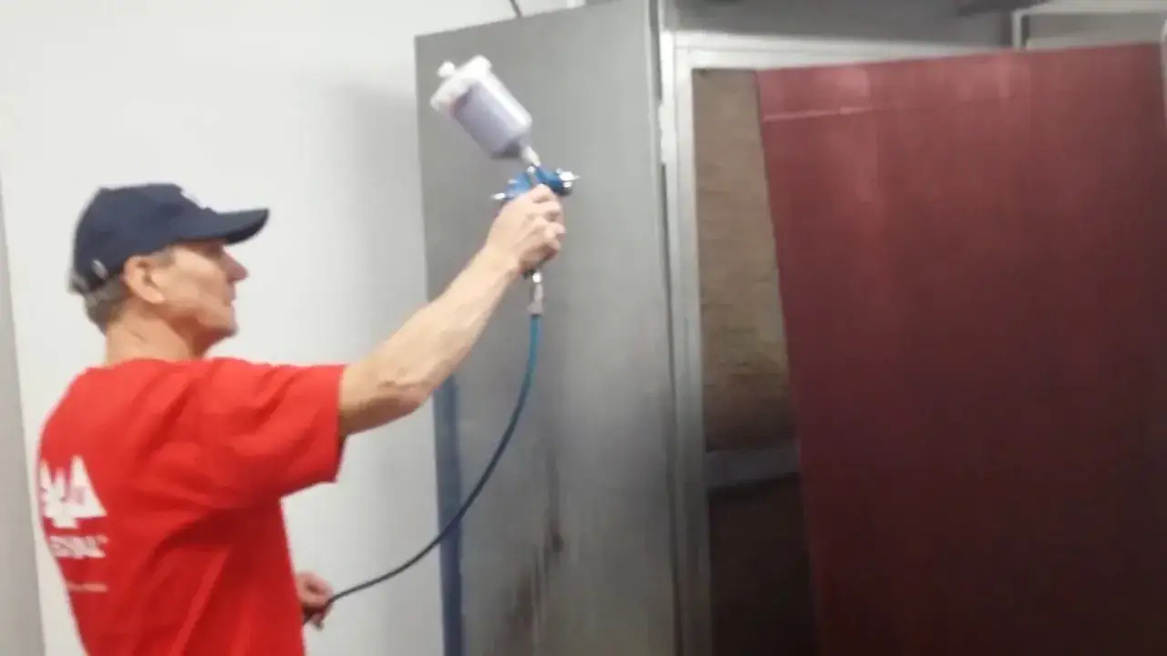 Zdjęcie Jakie ciśnienie do malowania pistoletem, aby uniknąć nieudanych efektów?