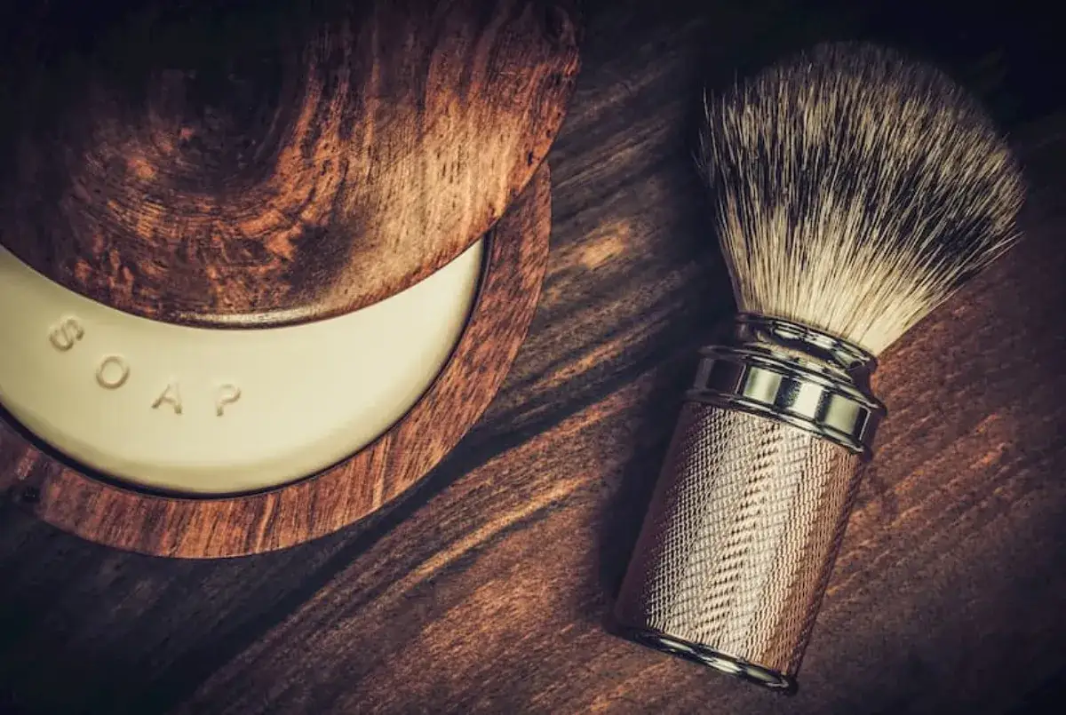 Zdjęcie Jaki pędzel do golenia wybrać, aby uniknąć podrażnień?