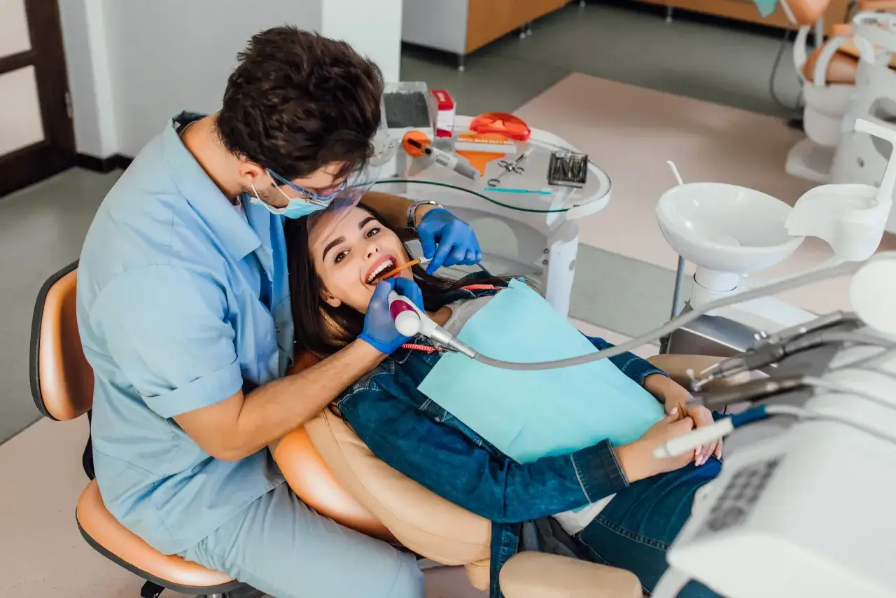 dentysta og&oacute;lny gabinet pacjent