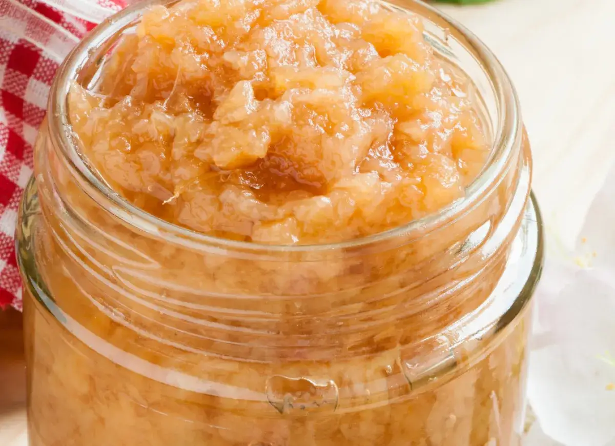 Domowy mus jabłkowy do szarlotki