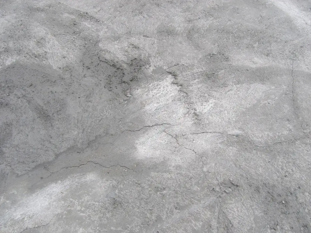 pękający beton błędy