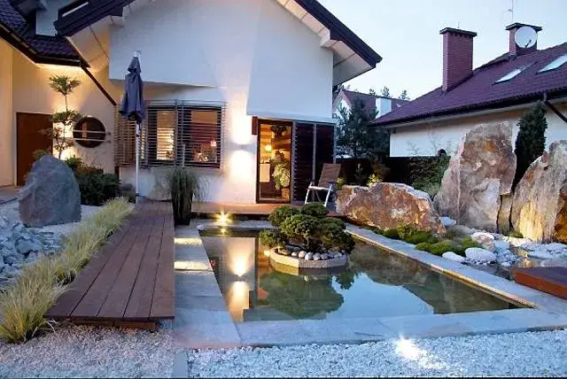 kolaż styl&oacute;w ogrodowych: nowoczesny, naturalistyczny, wiejski, japoński