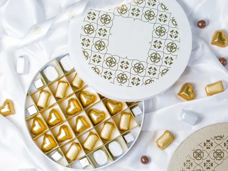 Zdjęcie Co zamiast bombonierki na komunię? Pomysły na pamiątkę