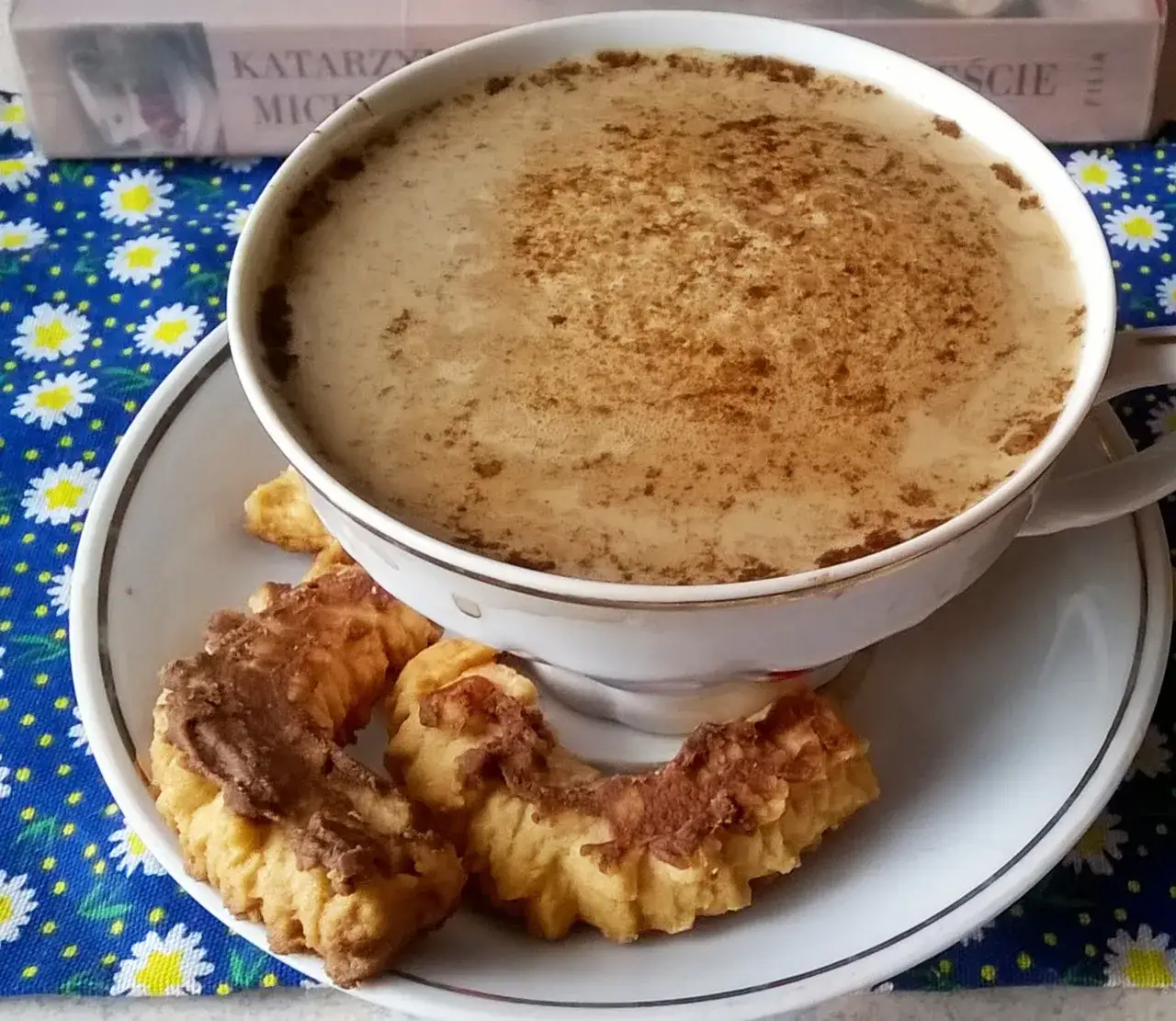 Zdjęcie Jak zrobić pyszną kawę z kardamonem? Prosty przepis i najlepsze metody parzenia