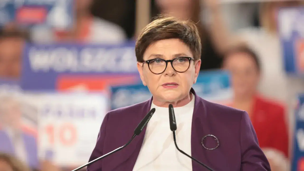 Zdjęcie Skąd pochodzi Beata Szydło? Zaskakujące szczegóły o jej życiu