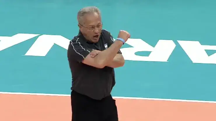 trener siatkówka gest challenge