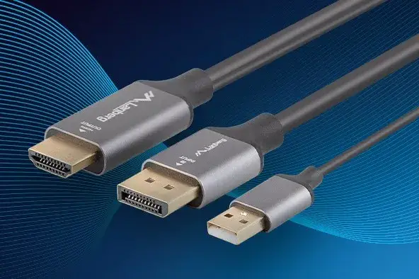 r&oacute;żne porty w konsoli i monitorze (HDMI, DisplayPort, DVI, VGA)