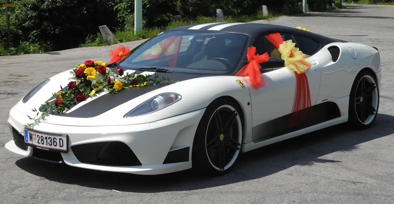 nowoczesne auto sportowe limuzyna ślub