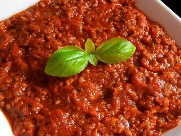 Składniki na sos spaghetti Thermomix