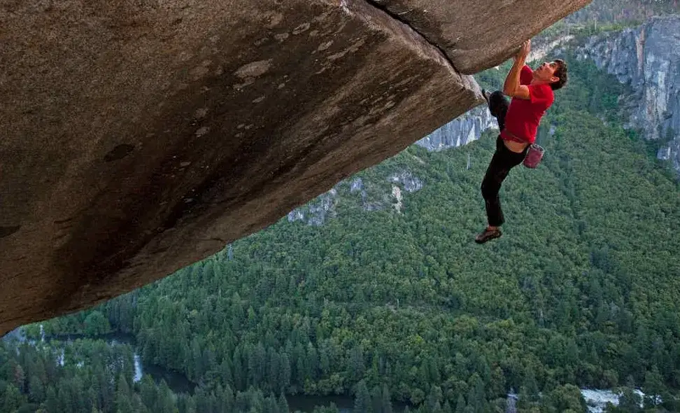 Zdjęcie Free Solo - Gdzie legalnie obejrzeć film o wspinaczce bez asekuracji