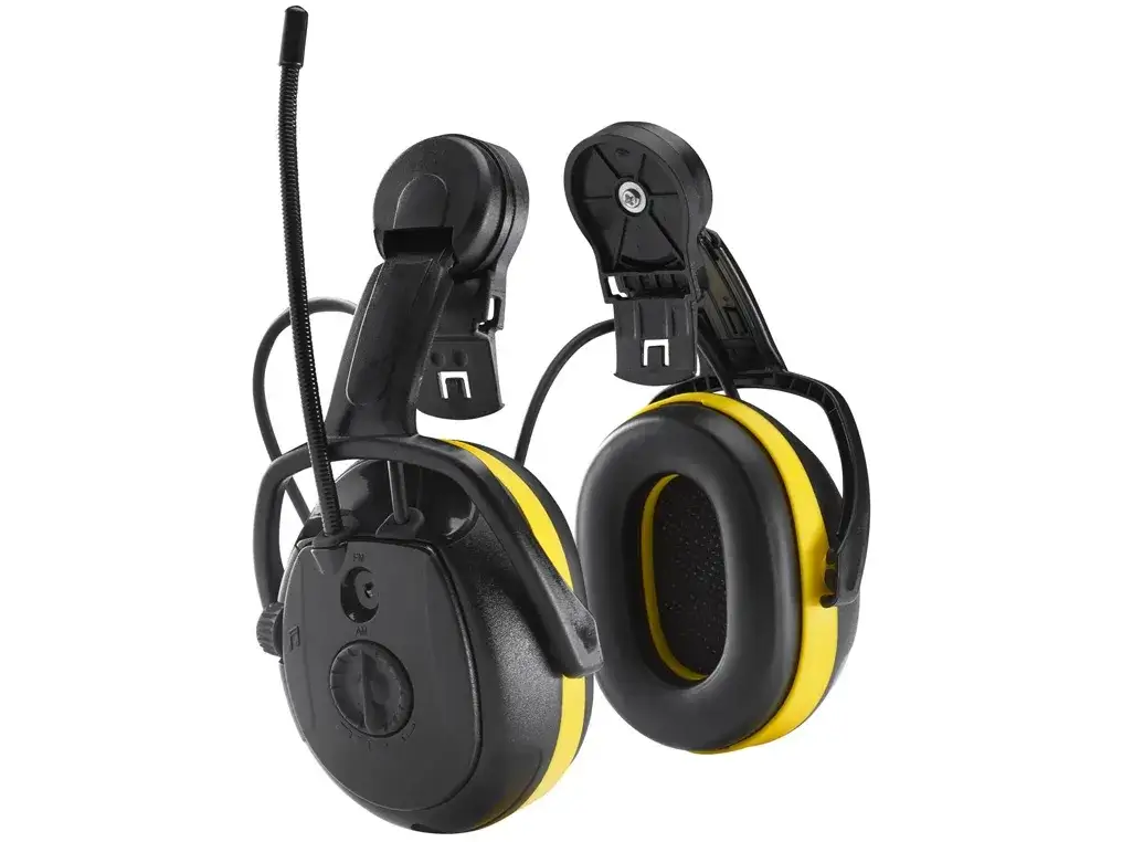 Zdjęcie Jakie słuchawki do kasku motocyklowego wybrać, by nie żałować?