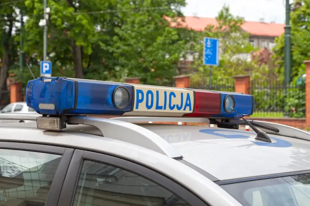 Zdjęcie Kiedy policja może wejść na teren prywatny? Poznaj swoje prawa