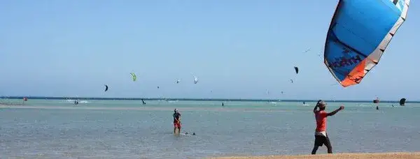 kitesurfing w Egipcie panoramiczny widok
