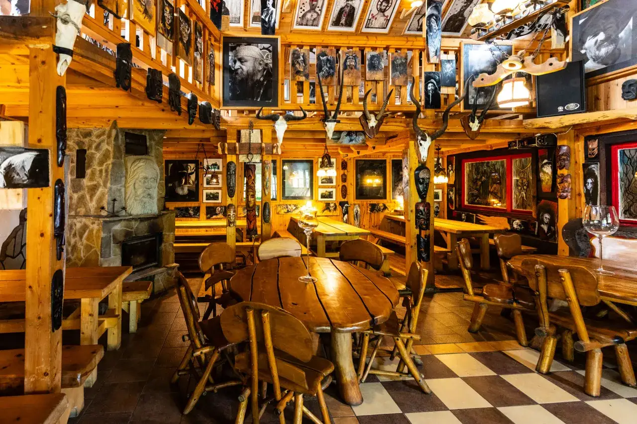 Ustrzyki Górne restauracje wnętrza