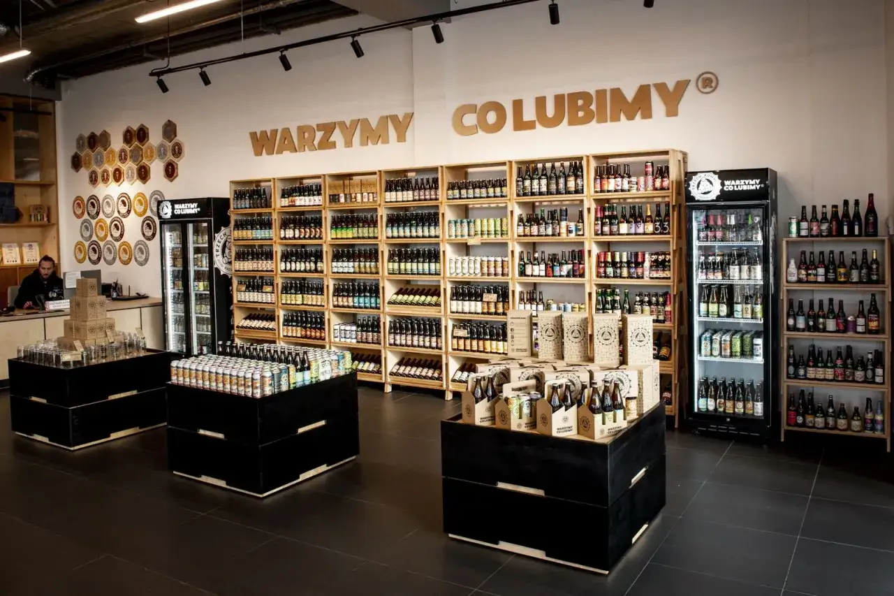 sklep z piwami rzemieślniczymi półka