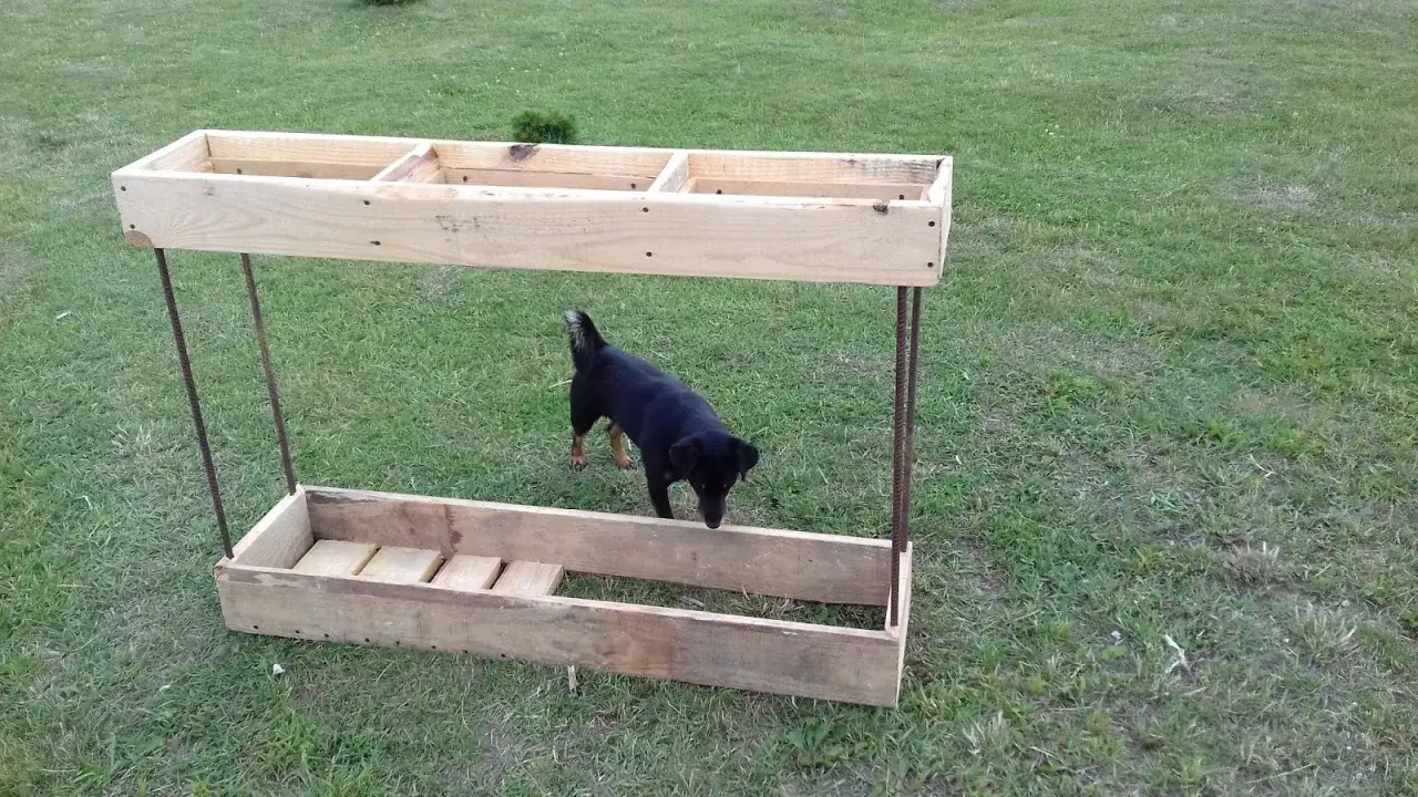 DIY stojak na worki do segregacji