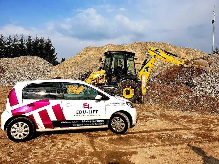 kurs operatora koparko-ładowarki, egzamin na operatora maszyn budowlanych