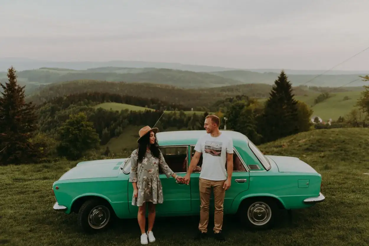 R&oacute;żne style fotografii ślubnej: reportaż, fine art, klasyka