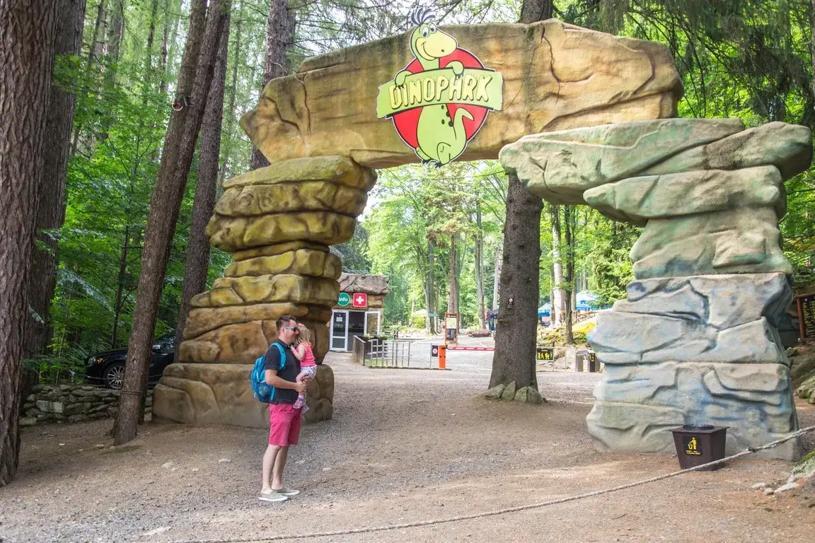 Dinopark Szklarska Poręba atrakcje dla dzieci