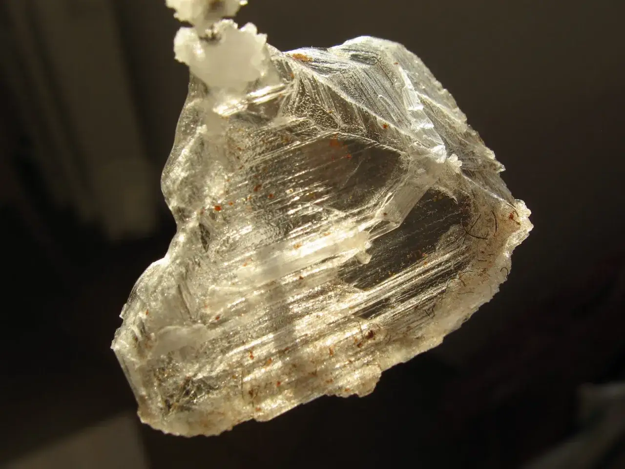 gotowe kryształy soli na nitce