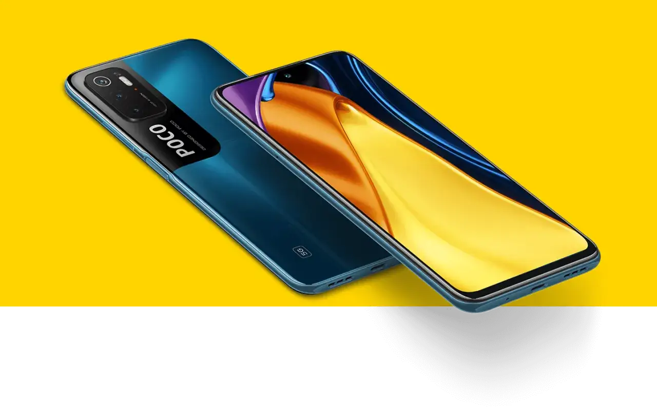 Dwa telefony Xiaomi Poco M3 Pro w kolorze niebieskim, jeden z widocznym modułem aparatu, drugi z włączonym ekranem.