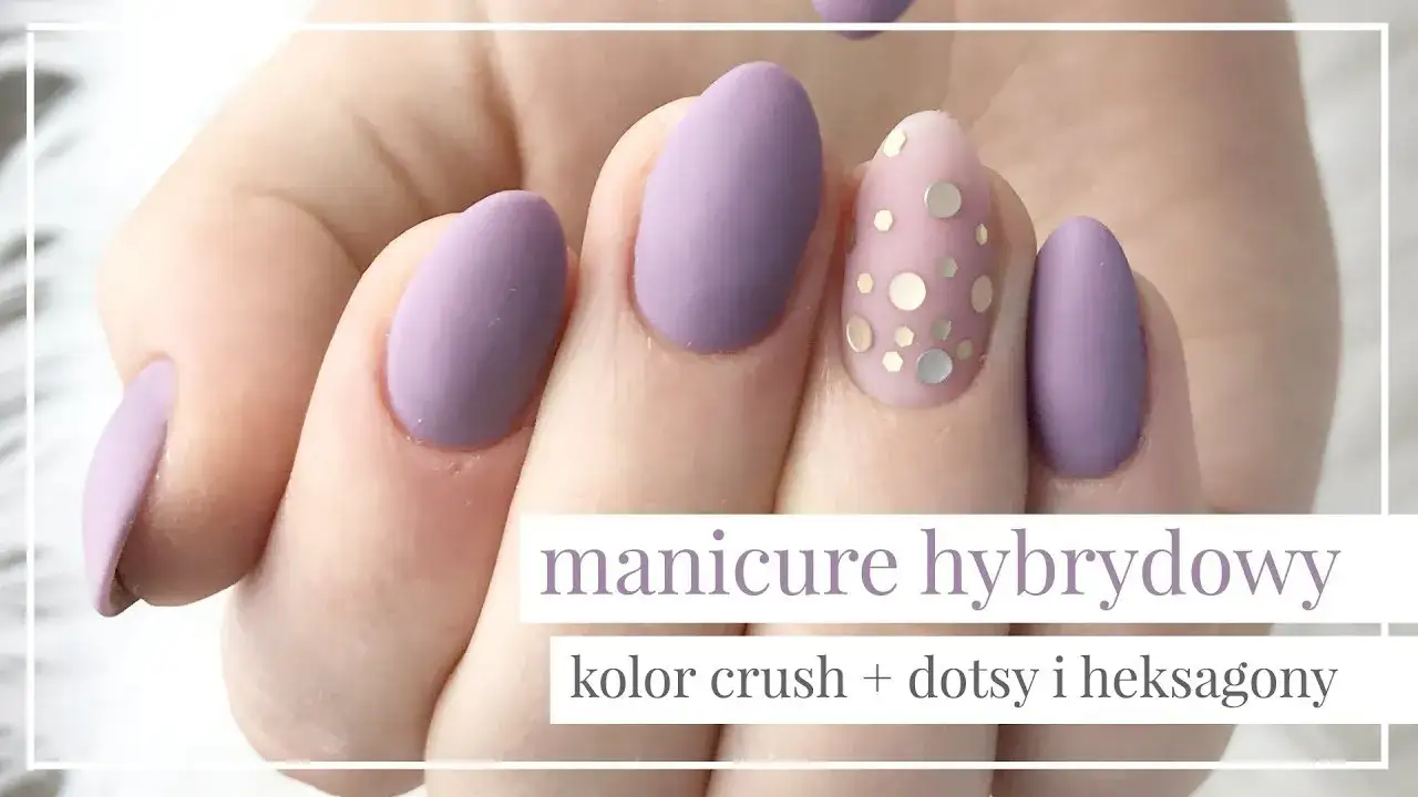 Zdjęcie Jak zrobić matowy manicure hybrydowy: 7 prostych kroków