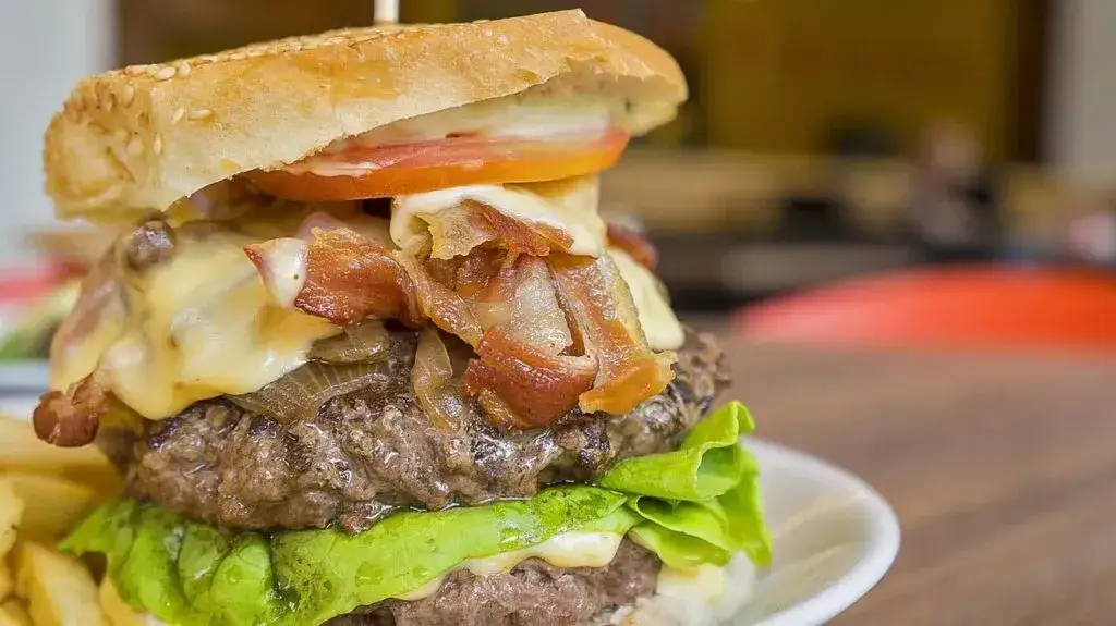 Zdjęcie Jak doprawić mięso na hamburgery, by zaskoczyć smakiem?