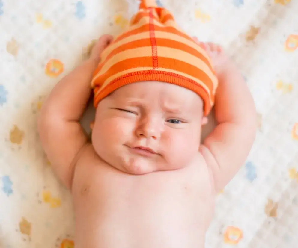 Zdjęcie Jaką czapkę dla niemowlaka na lato wybrać, by zapewnić komfort?