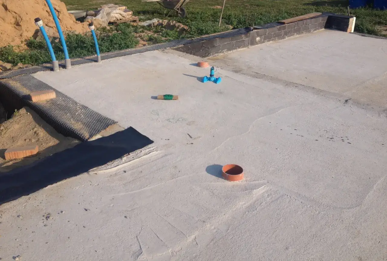 Zdjęcie Ile betonu na chudziaka? Prosty kalkulator i wskazówki eksperta