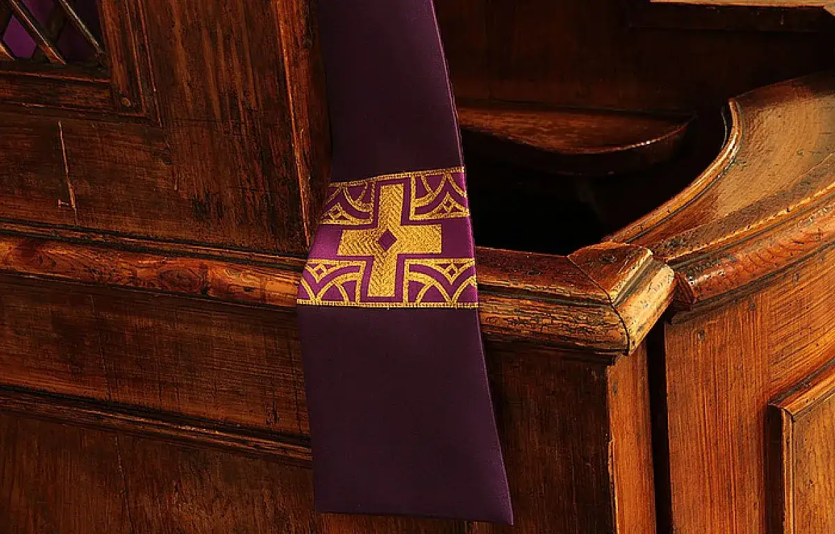 Zdjęcie Czy zaciskanie ud to grzech? Moralne dylematy i intencje w religii